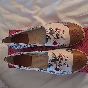 Tory Burch floral loafers espadrilles shoes